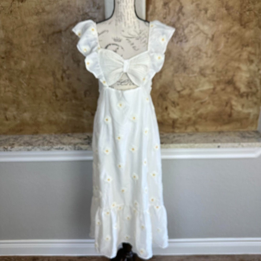 Storia A Line Midi Dress Women Large Embroidered Floral Bow Ruffle Smocked Cream